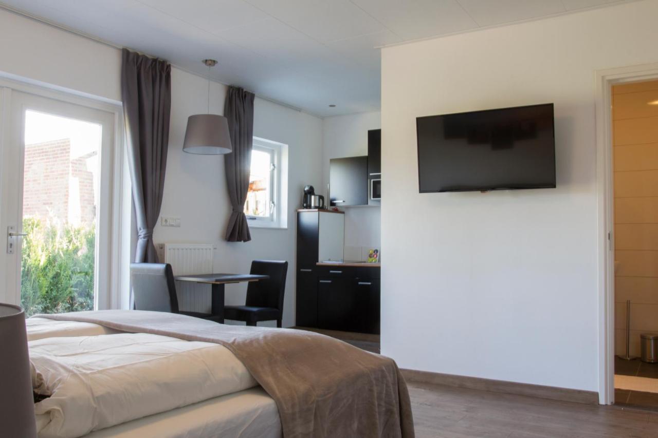 De Vier Linden Bed and Breakfast Vierlingsbeek Exteriör bild